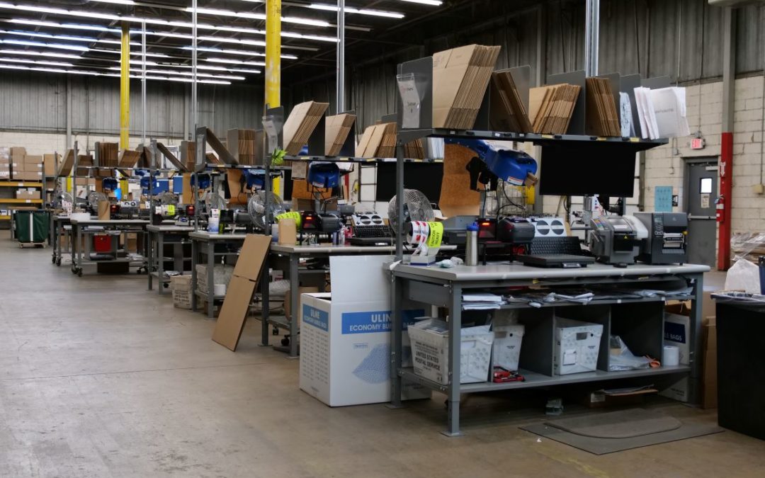 The Importance of Packing Stations in Warehouse Management